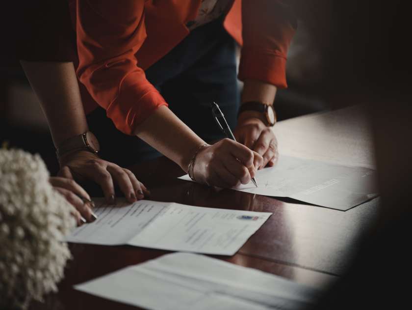 People use resume writing tips to craft a strong CV.
